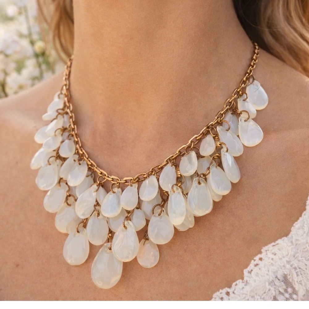 Necklace Opaline Glass Teardrop Fringe Gold Tone Bib Statement Boho Bridal 18"